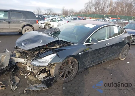 2018 Tesla Model 3 Long Range/Mid Range from USA, damaged, VIN 5YJ3E1EA7JF010131